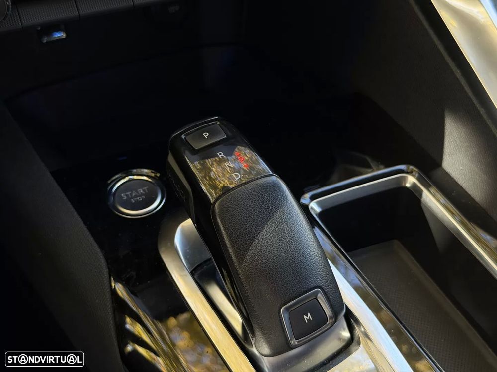 Peugeot 3008 1.2 PureTech Allure EAT6 - 25