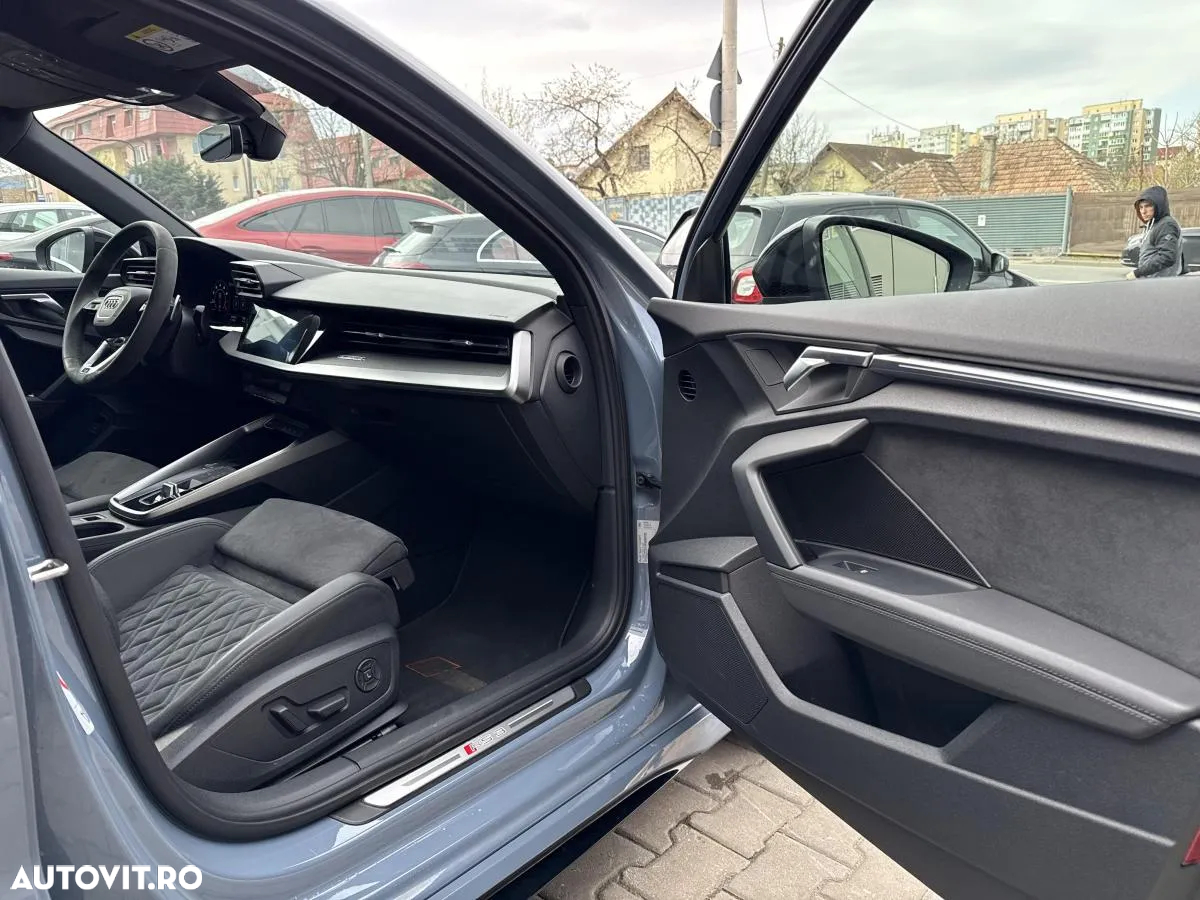 Audi RS3 TFSI quattro S tronic - 17