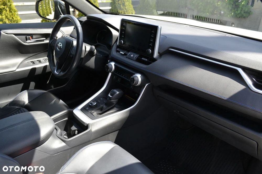 Toyota RAV4 - 37