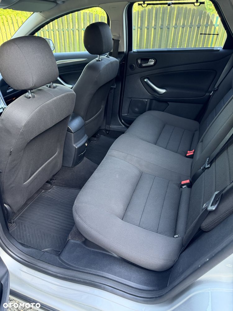 Ford Mondeo 2.0 TDCi Viva Titanium - 8