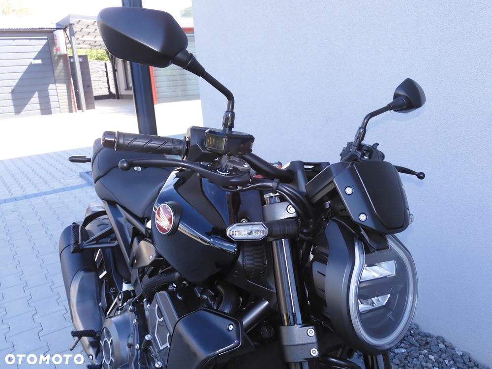 Honda CB - 4