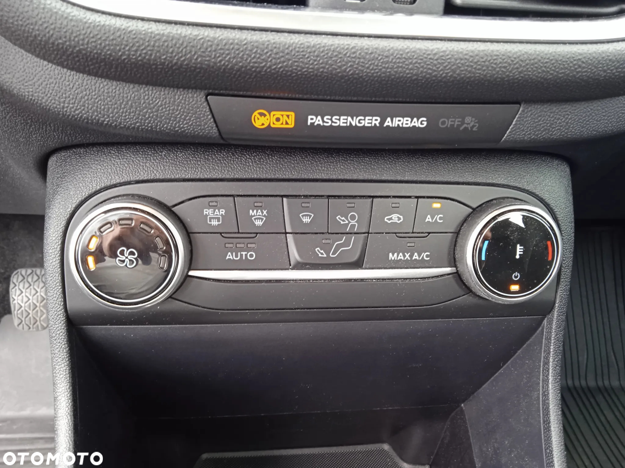Ford Fiesta 1.0 EcoBoost Titanium ASS - 17