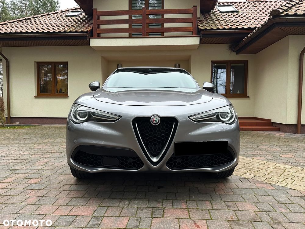 Alfa Romeo Stelvio 2.0 Turbo 16V AT8-Q4 B-Tech - 8