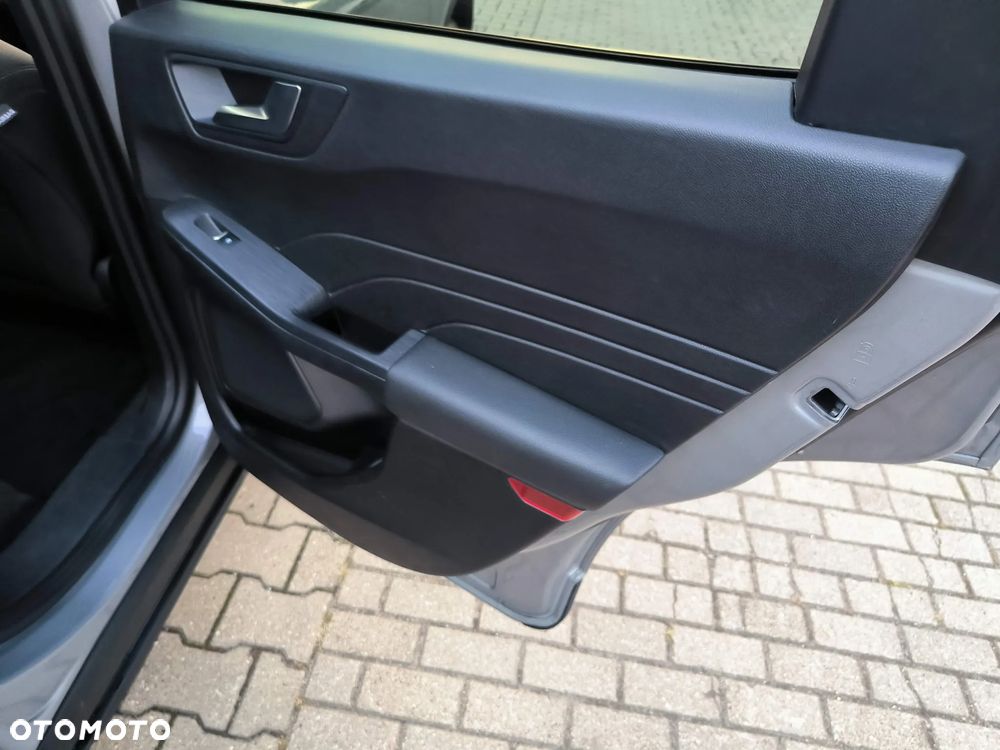 Ford Kuga 2.5P PHEV FWD Titanium X - 13