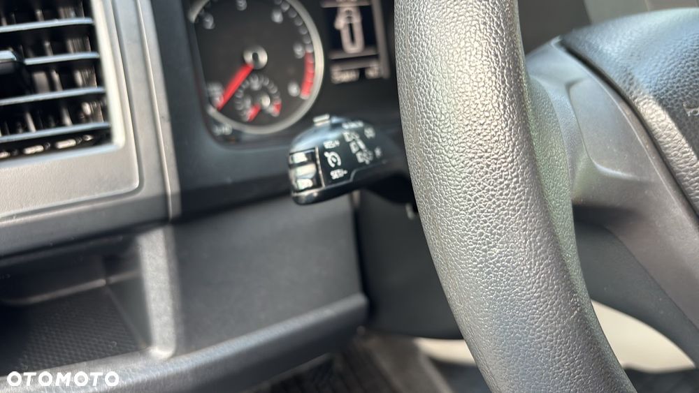 Volkswagen Transporter T6 - 12