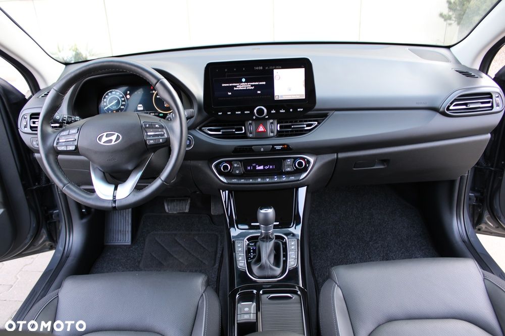 Hyundai i30 ver-1-5-t--gdi-48v-smart-dct - 32