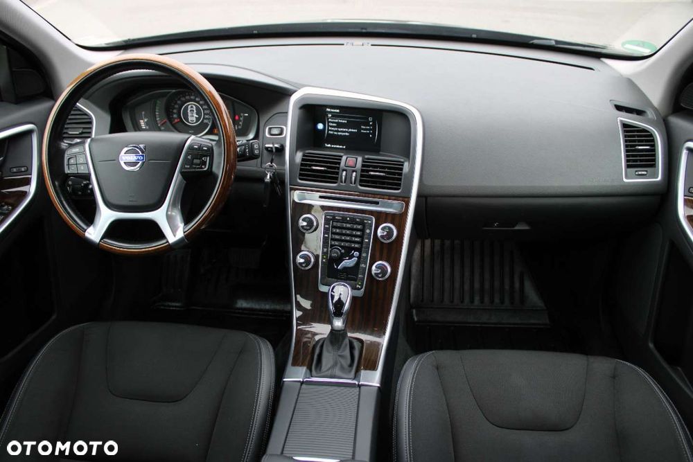 Volvo XC 60 - 31