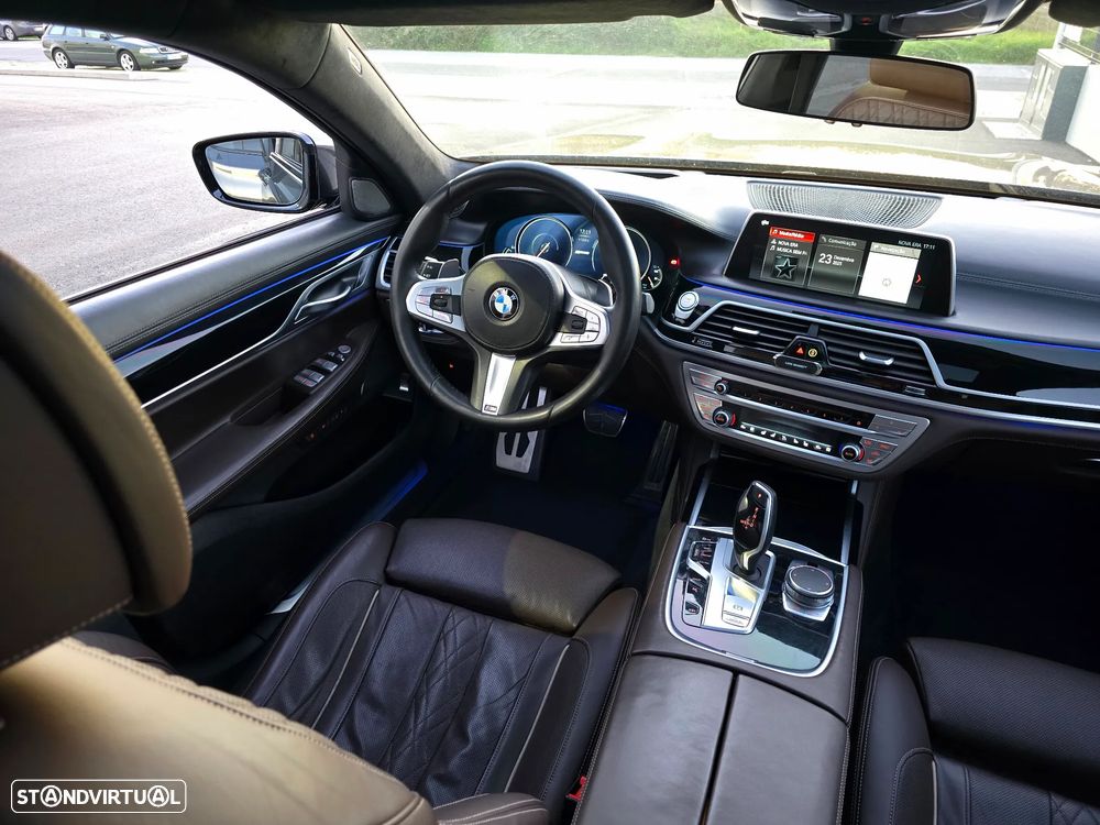 BMW 740 Le xDrive iPerformance Pack M - 25