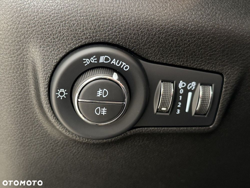 Jeep Compass - 13