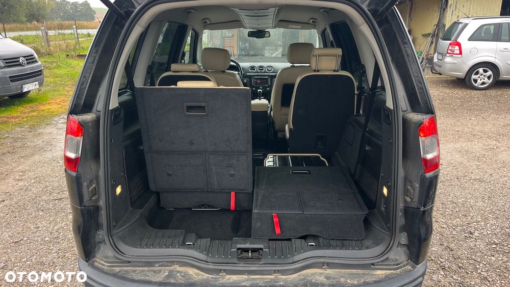 Ford Galaxy - 13