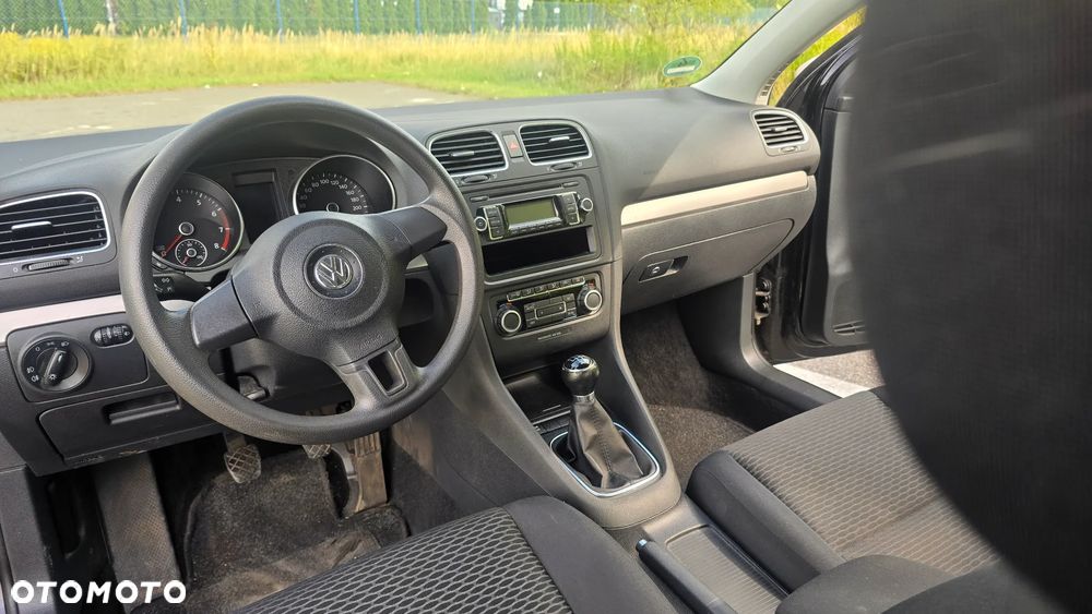 Volkswagen Golf 1.6 Team - 36