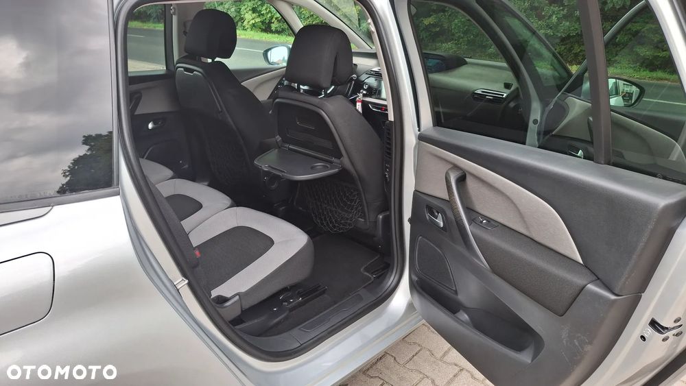 Citroën C4 Grand Picasso - 16