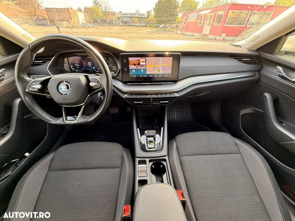 Skoda Octavia 2.0 TDI DSG Ambition - 2