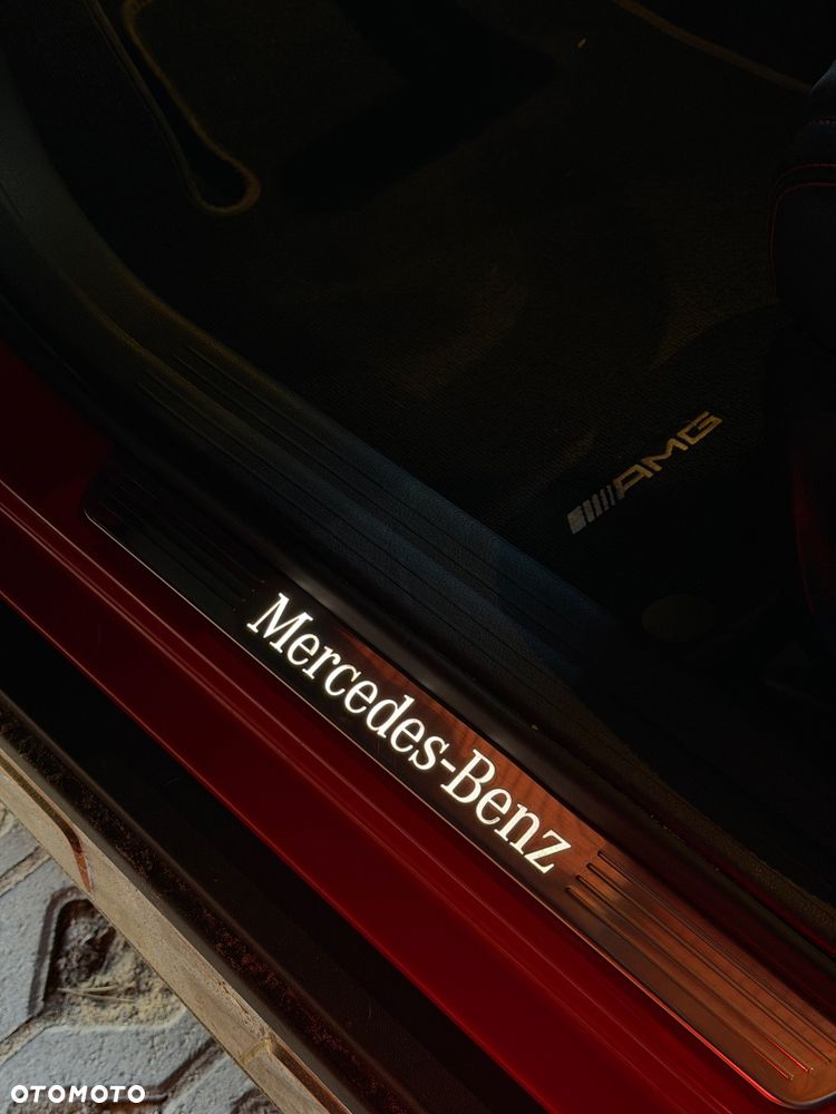 Mercedes-Benz GLA 200 7G-DCT AMG Line - 21