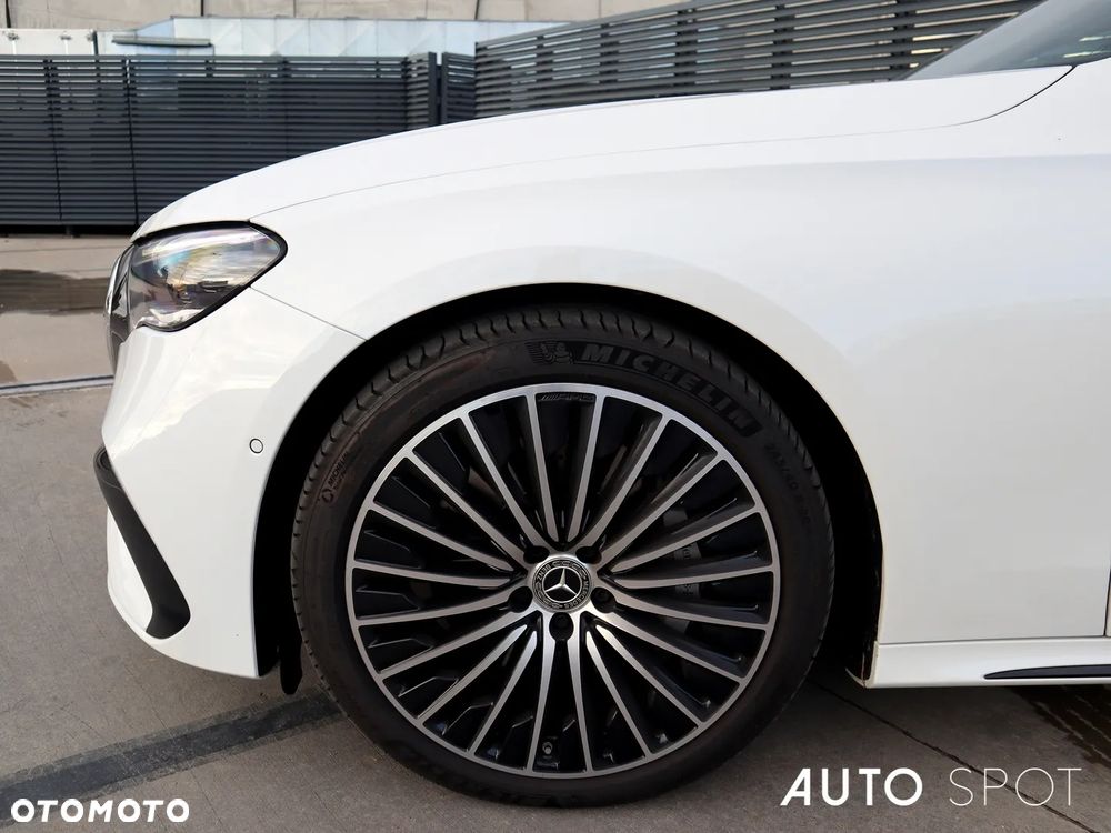 Mercedes-Benz Klasa E 450 mHEV 4-Matic AMG 9G-Tronic - 3