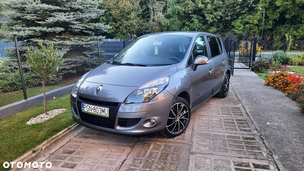 Renault Scenic 1.6 16V TomTom Edition - 1