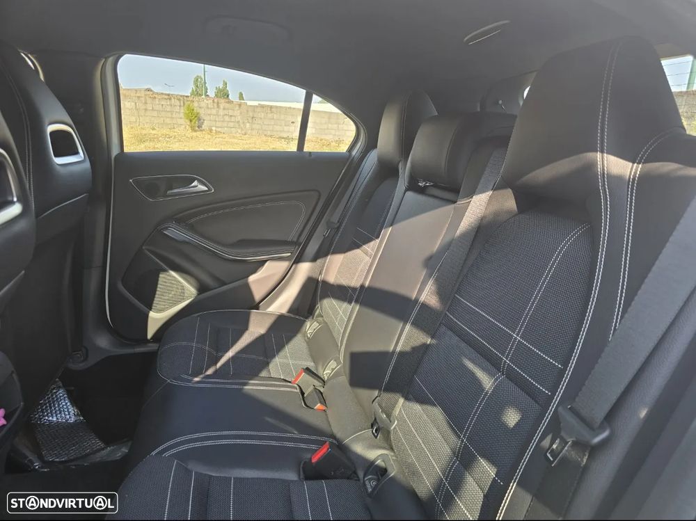 Mercedes-Benz A 180 d Fleet Pack Urban - 6
