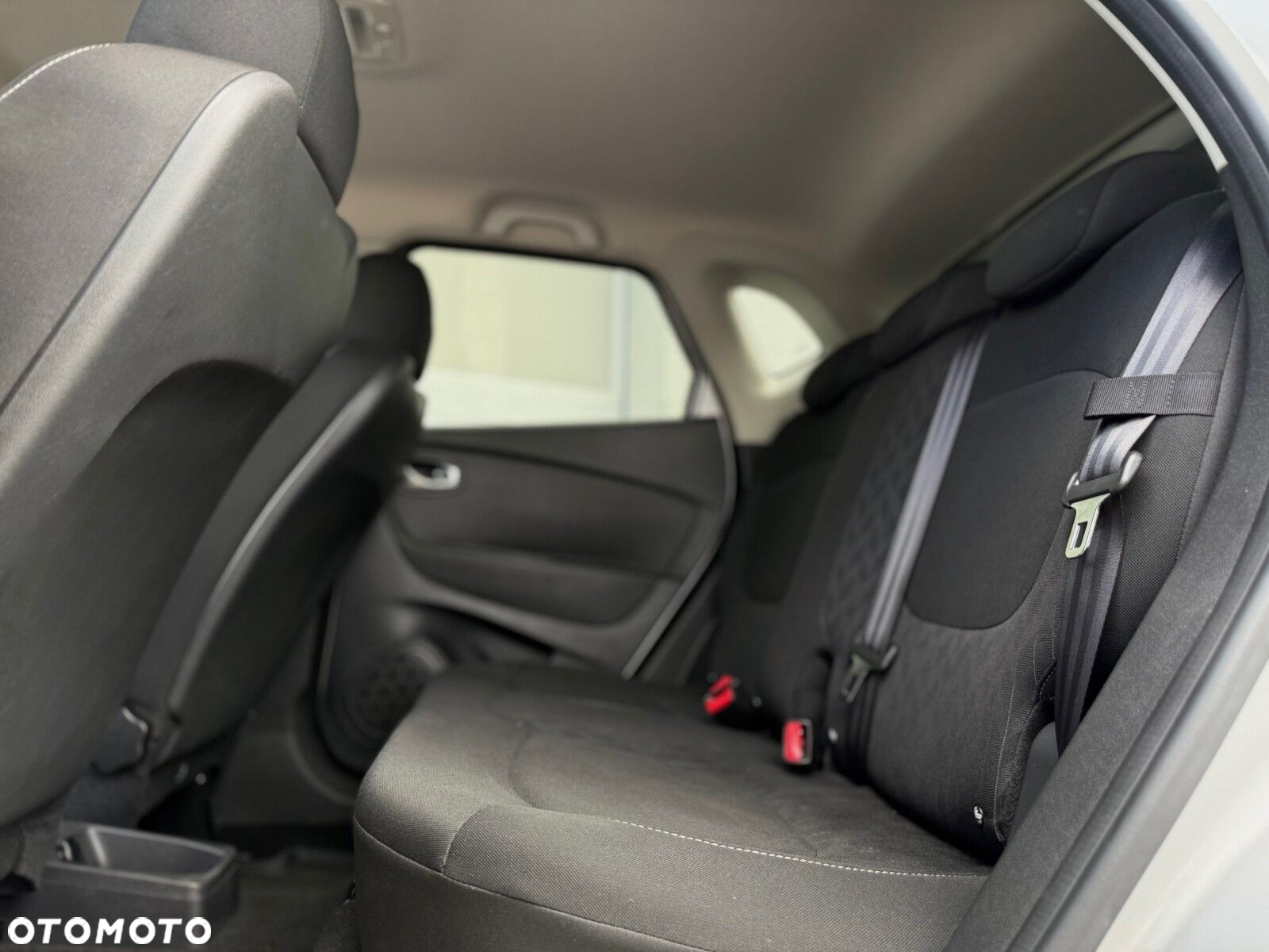 Renault Captur - 19