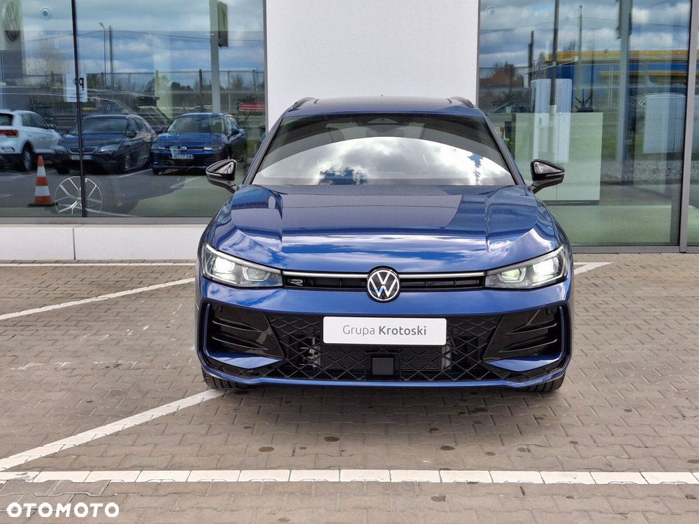 Volkswagen Passat - 3