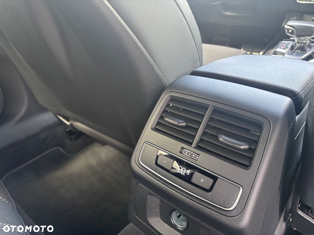 Audi A4 Avant 40 TDI mHEV S Line S tronic - 24