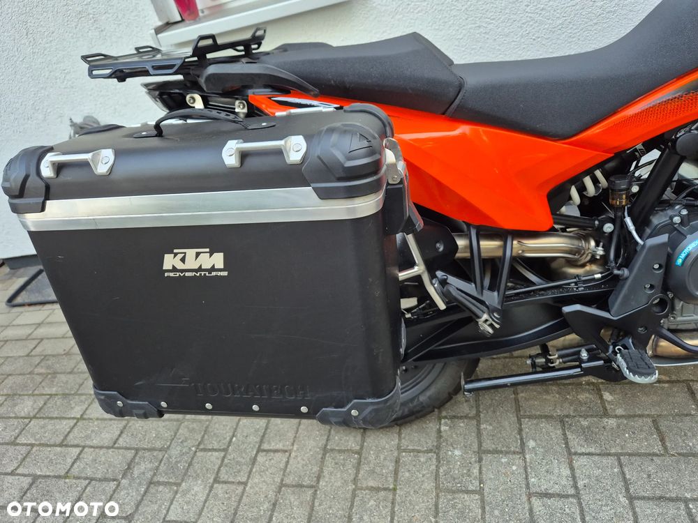 KTM Adventure 890 - 15