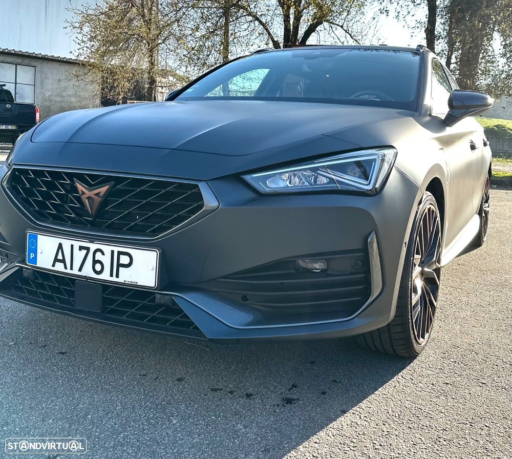 Cupra Leon 1.4 e-Hybrid DSG - 1