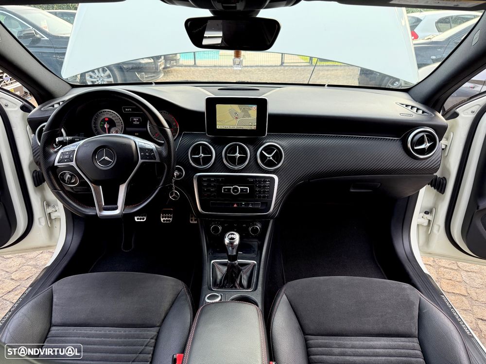 Mercedes-Benz A 180 d AMG Line - 8