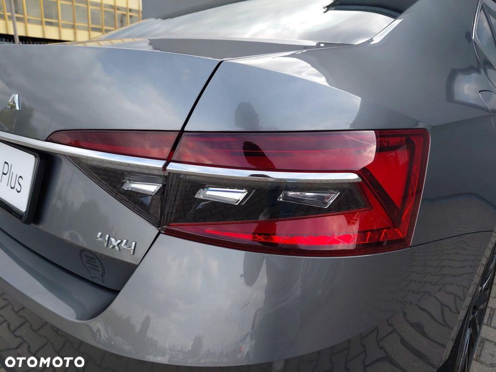 Skoda Superb 2.0 TSI 4x4 L&K DSG - 38