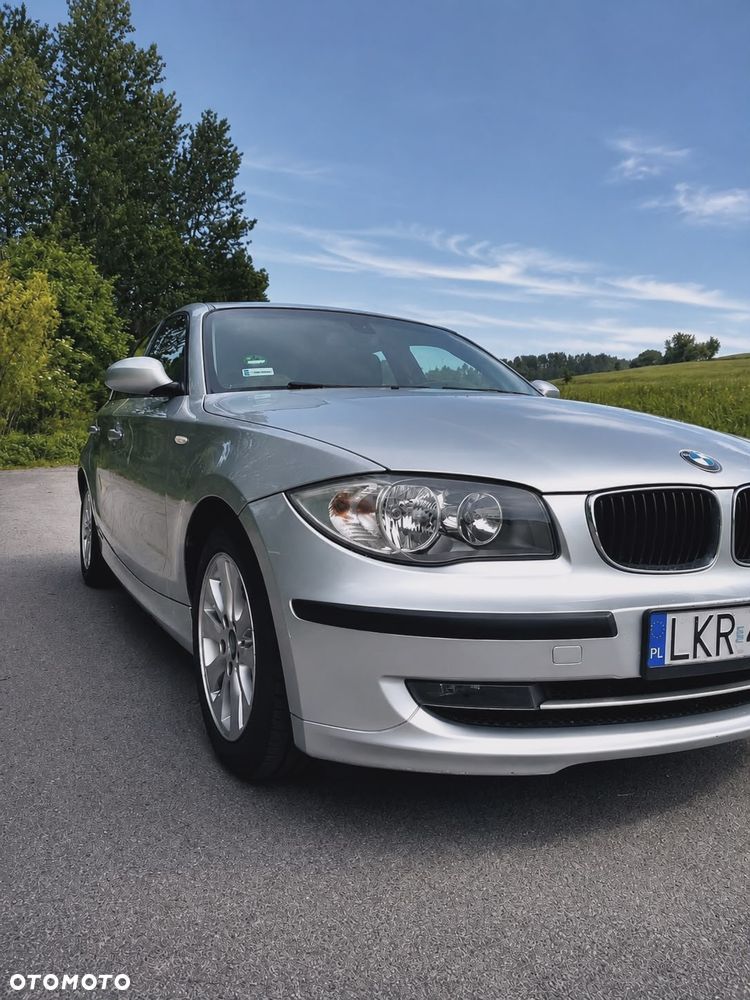BMW Seria 1 118d DPF - 1