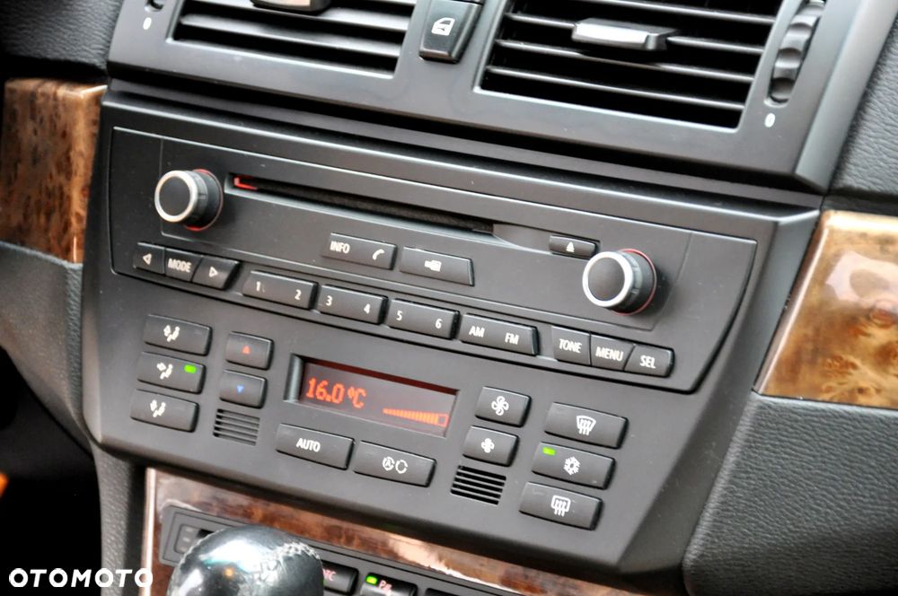 BMW X3 3.0sd - 29