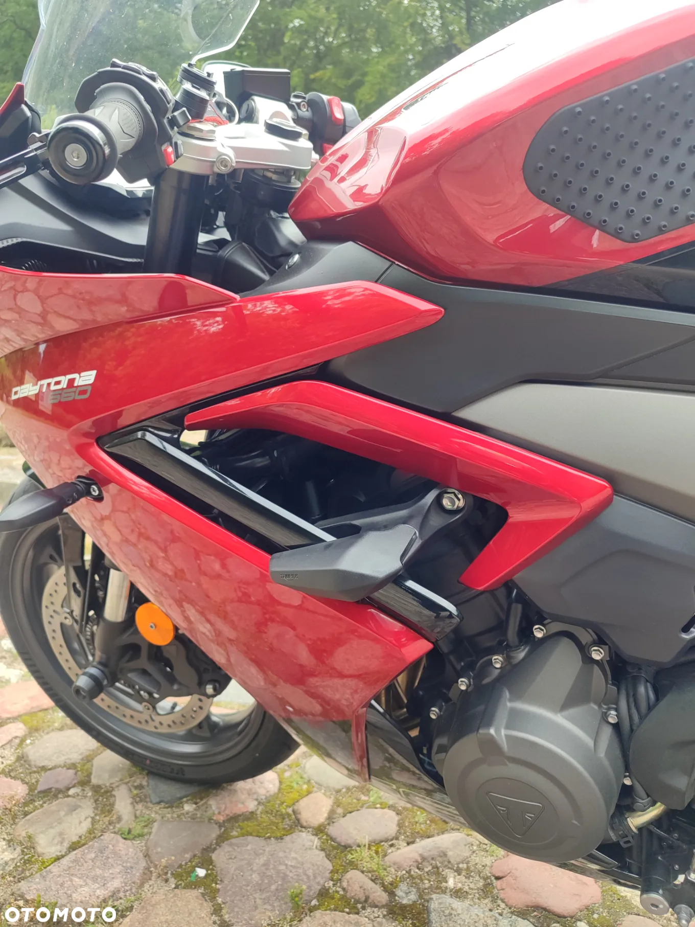 Triumph Daytona - 5
