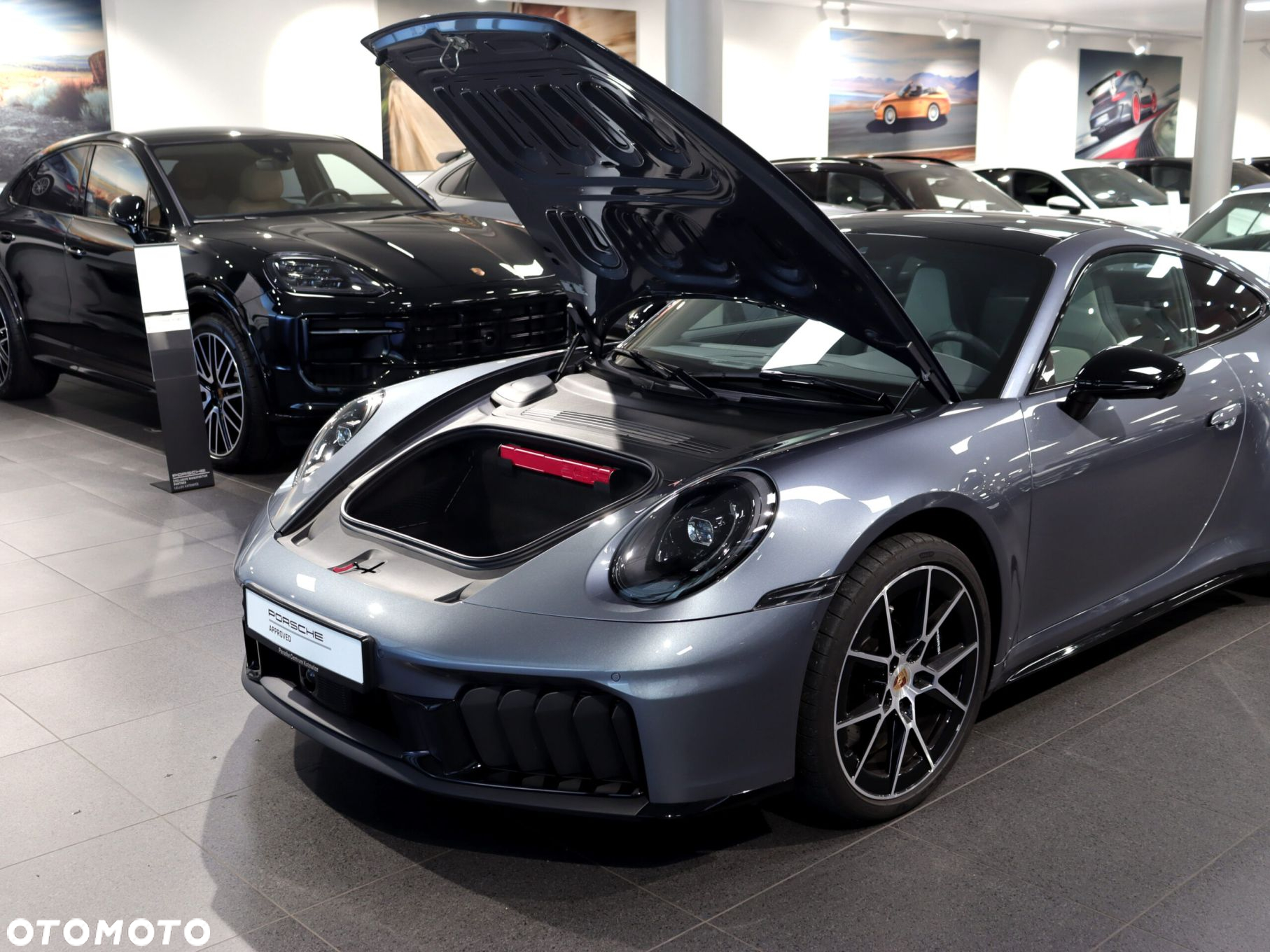 Porsche 911 Carrera 4 GTS PDK - 30
