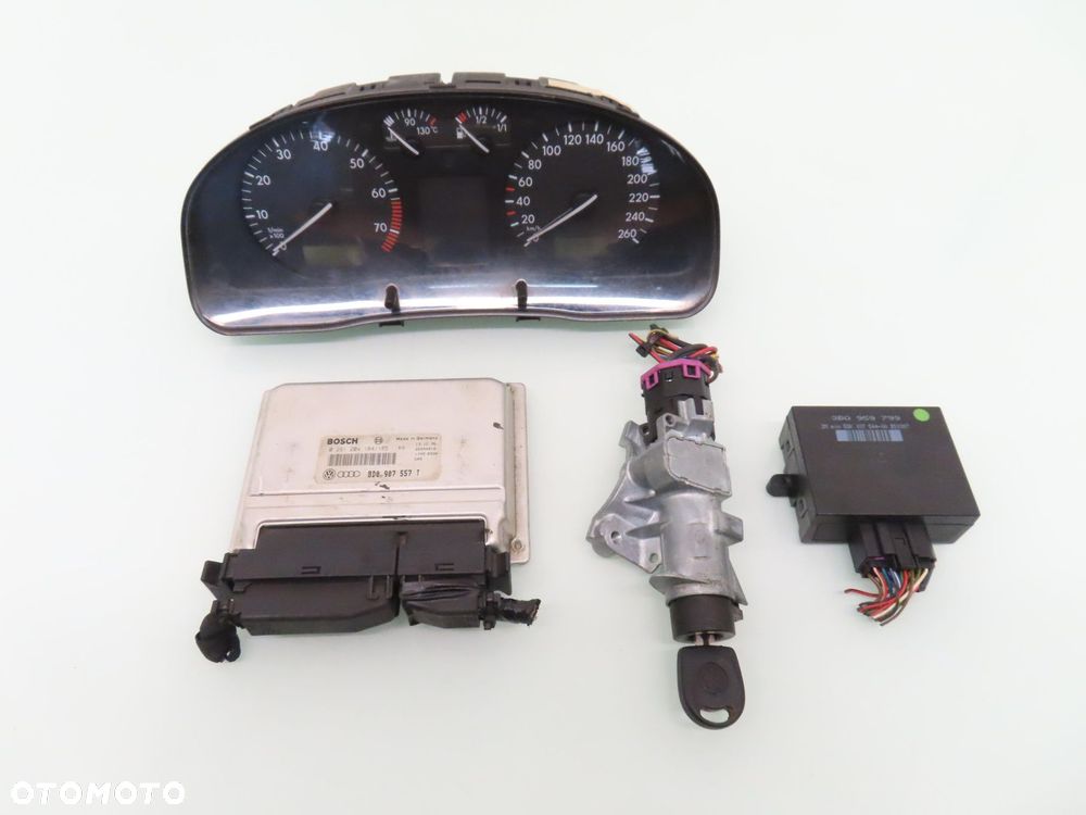 STACYJKA STEROWNIK VW PASSAT B5 1.8 T 8D0907557T 0261204184 3B0959799 - 1