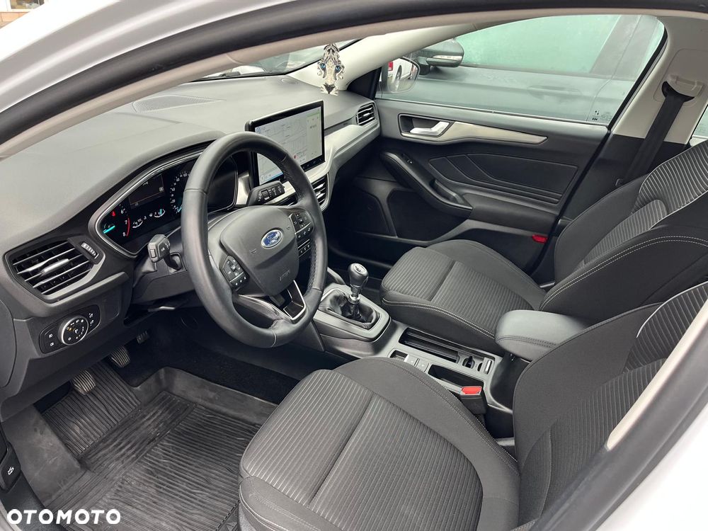 Ford Focus 1.0 EcoBoost Titanium - 14