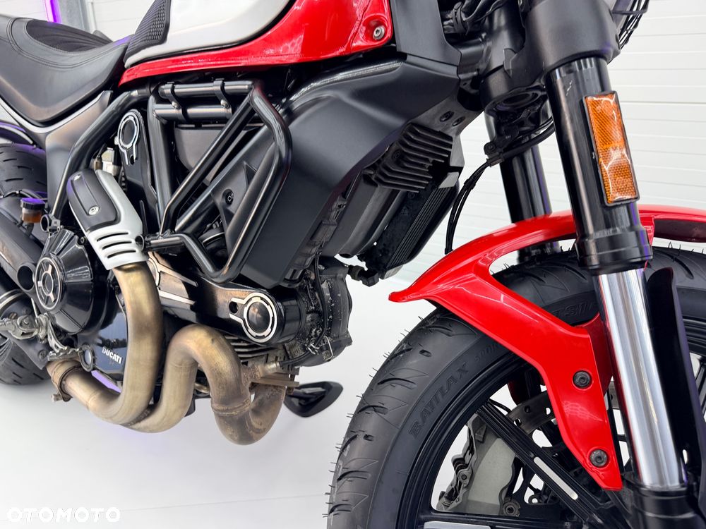 Ducati Scrambler - 10