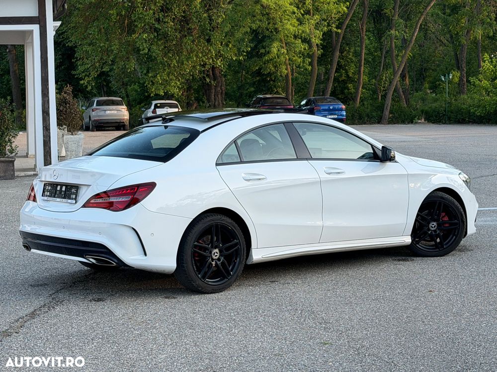 Mercedes-Benz CLA 180 7G-DCT AMG Line - 14