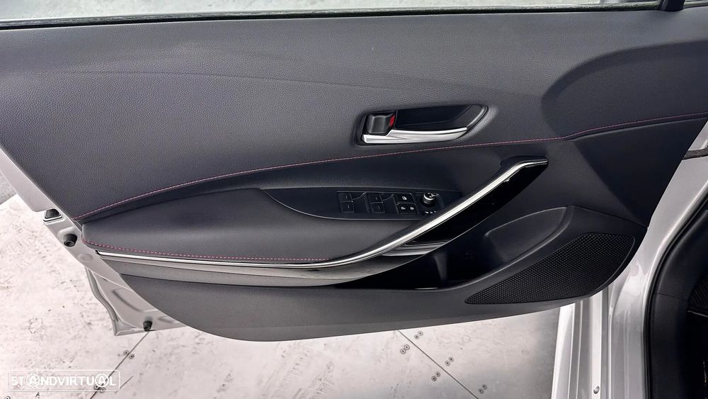 Toyota Corolla Touring Sports 1.8 Hybrid Exclusive - 24