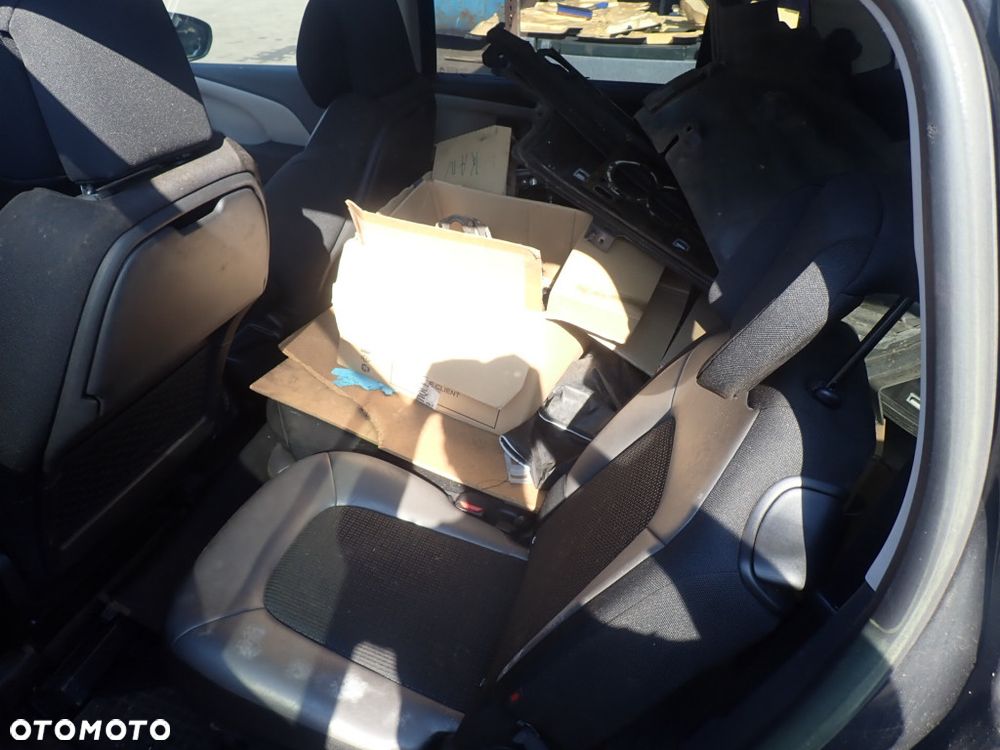 CZĘŚCI - Citroen C4 Grand Picasso II 1,6 THP 156KM 5FV EP6CDT 10FJBU 6B 20EA45 lakier KTPD KTP 2014r. INDEX - 10203 - 7