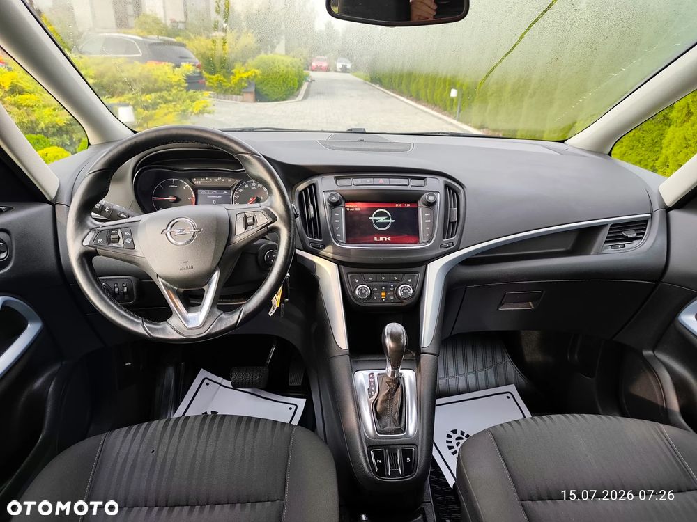 Opel Zafira - 9