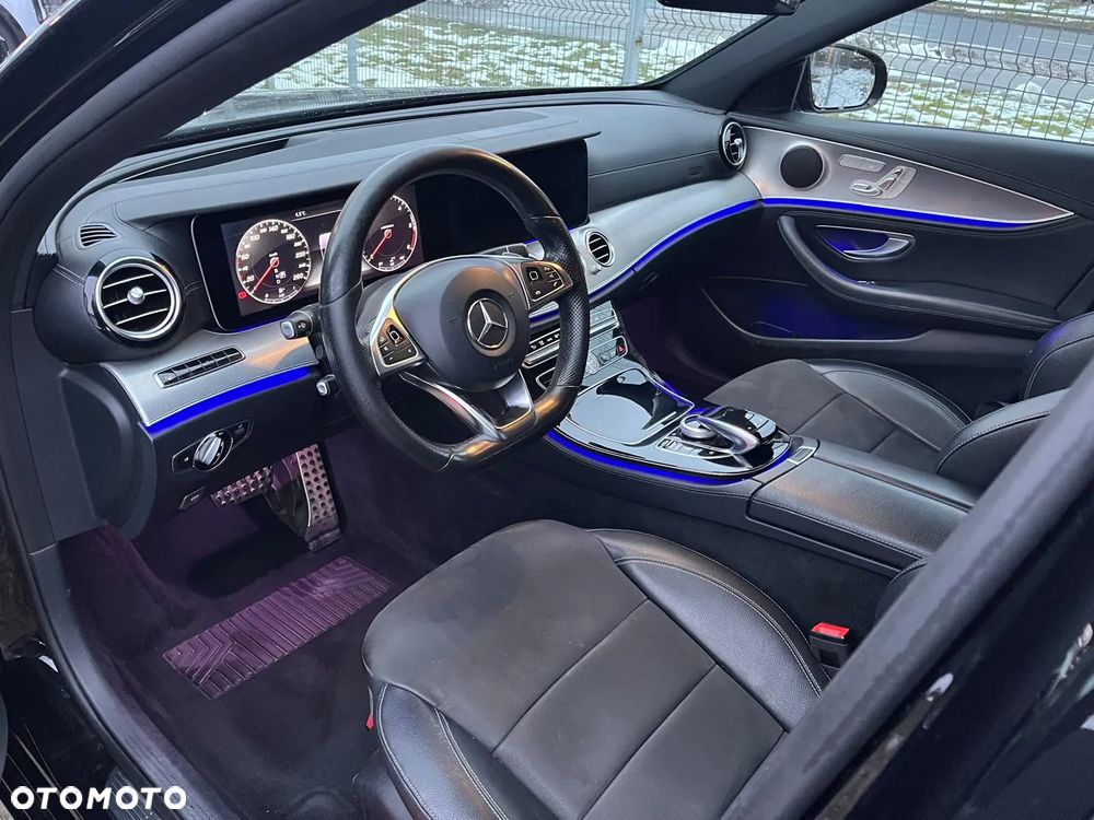 Mercedes-Benz Klasa E 220 d 9G-TRONIC - 18