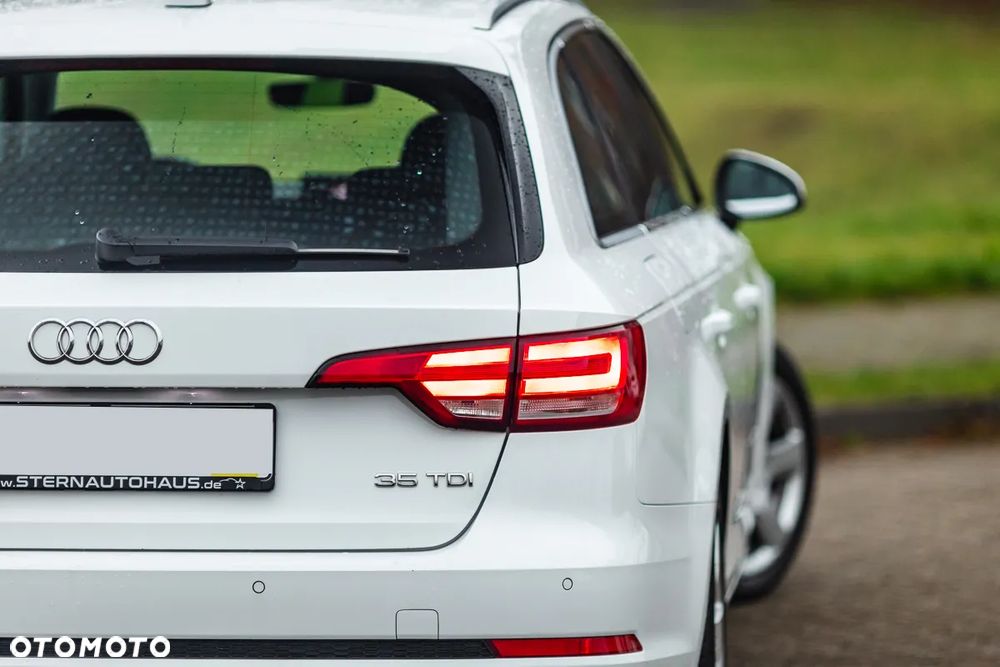 Audi A4 Avant 35 TDI S tronic - 13
