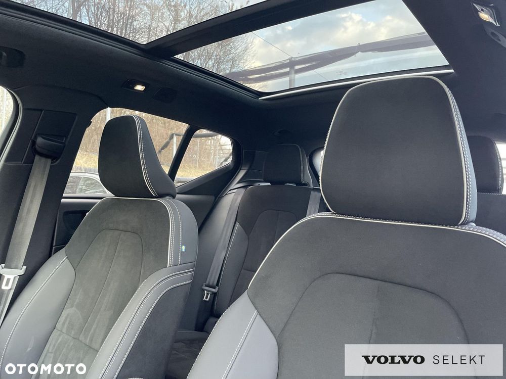 Volvo XC 40 - 18