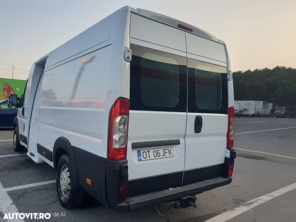 Mercedes-Benz Sprinter - 10