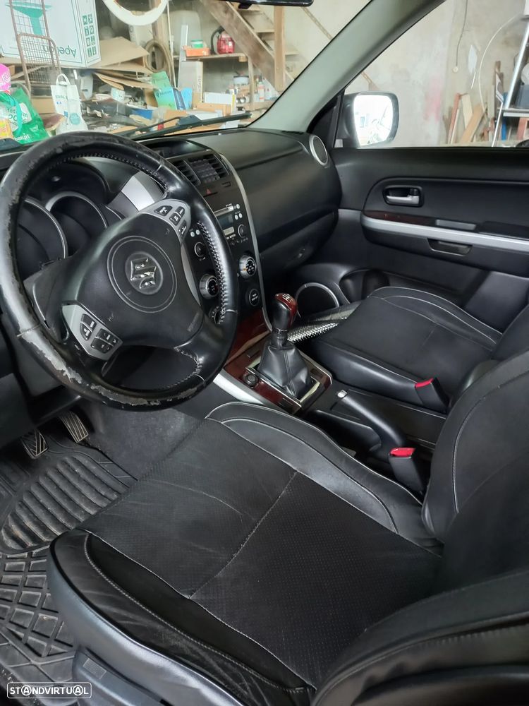 Suzuki Grand Vitara 1.9 DDiS X-Premium - 5