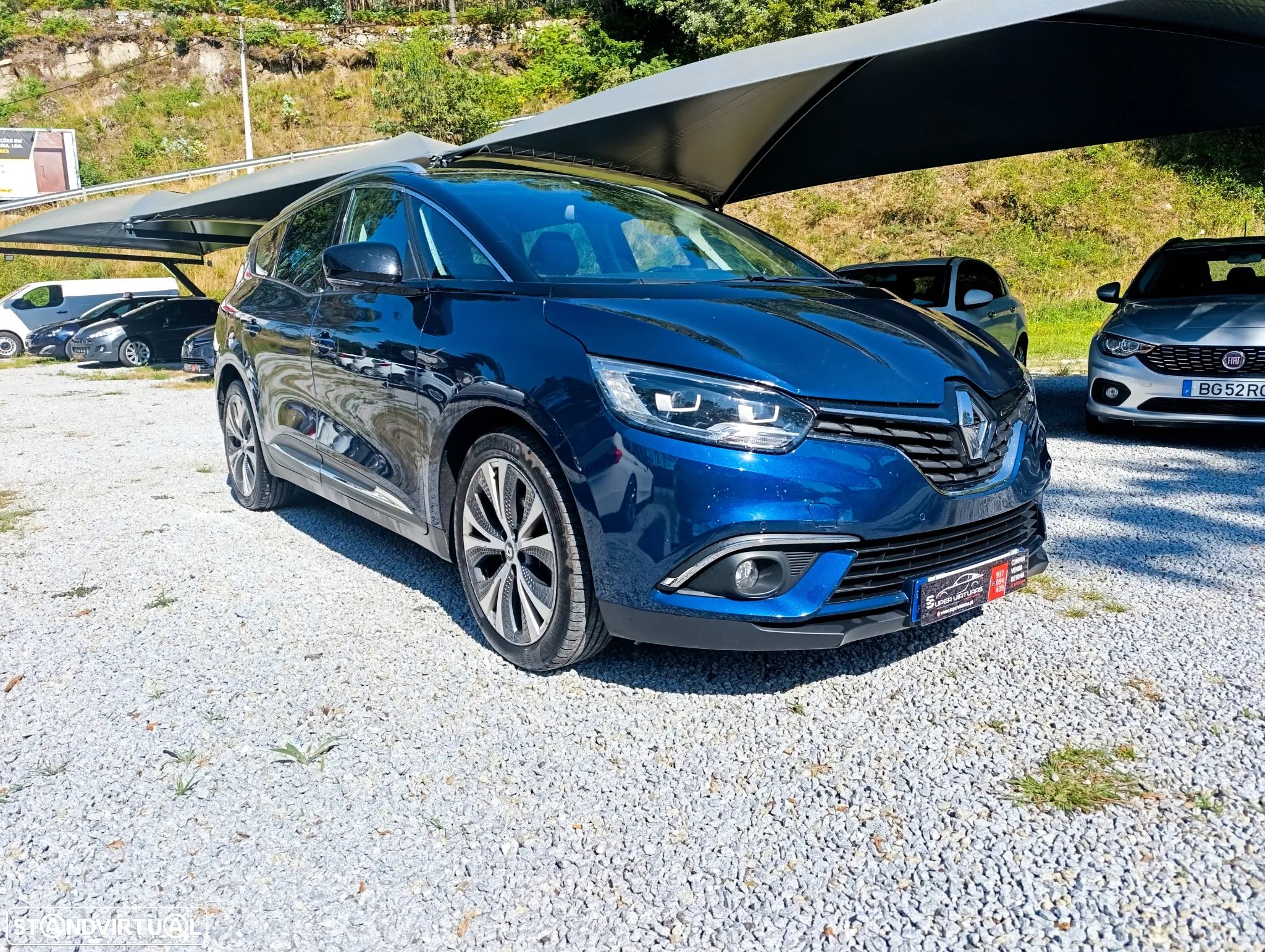 Renault Grand Scénic - 1