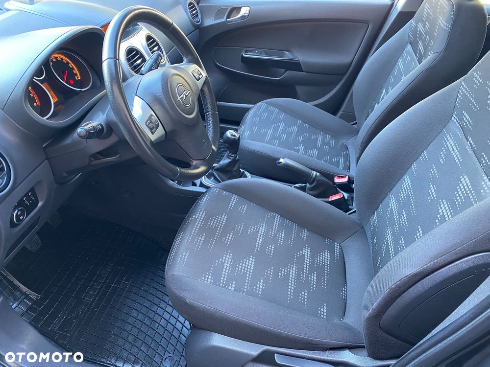 Opel Corsa 1.4 16V Active - 4