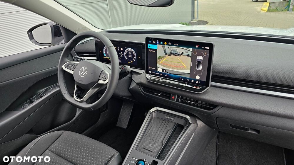 Volkswagen T-Roc - 28