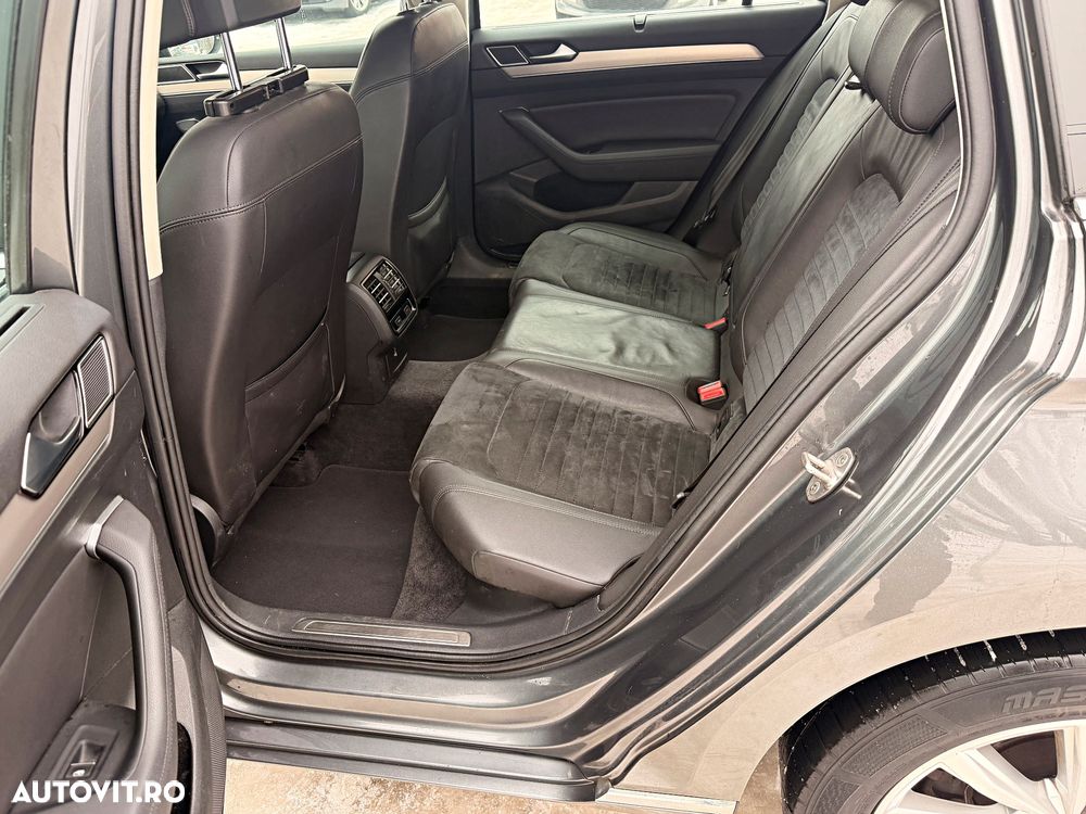 Volkswagen Passat 1.6 TDI SCR DSG Business - 17