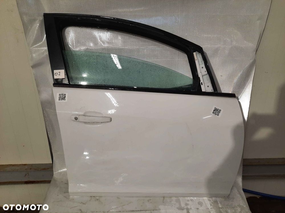 ! DRZWI PRZÓD PRZEDNIE PRAWE DO OPEL ASTRA J 4 IV HB 5D 5 DRZWI Z40R BIAŁE