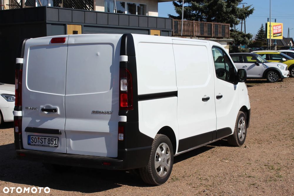 Renault TRAFIC - 6